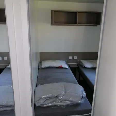 Mobilhome 6/8 Personnes Sur *