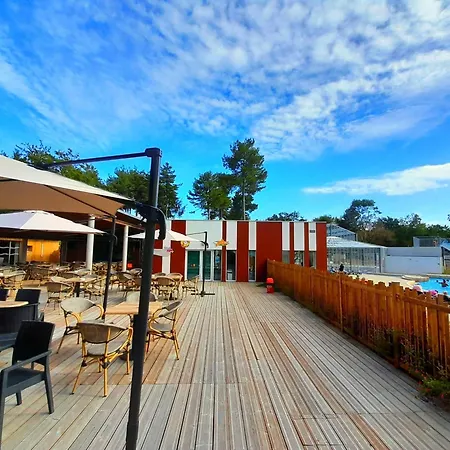 Mobilhome 6/8 Personnes Sur